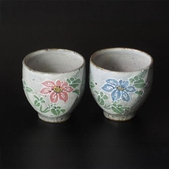 湯呑み 湯のみ 夫婦湯呑 湯呑セット ペア 2客セット 九谷焼 陶器 鉄仙 組湯呑 手描き 和食器 夫婦 ゆのみ お茶碗 ギフト 贈り物 日本製