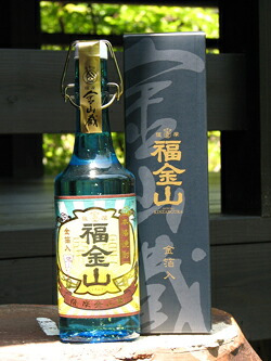 誕生日プレゼント お歳暮 お供え 【ギフト品】金箔入り 芋焼酎 福金山 金箔入 720ml【ギフトBOX入り】 出産 お祝い 内祝い お返し お祝い・御礼・出産内祝い等に【包装済】 