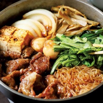 京都･モリタ屋 国産黒毛和牛肩モモすき焼き用  ／セット・詰め合わせ 牛肉 精肉・肉加工品 食品 敬老の日 プレゼント ギフト お彼岸 お供え 秋 送料無料 取り寄せ グルメ 産地直送 センター スイーツ お菓子 高級 ご飯 食品 飲料 おかず つまみ おやつ