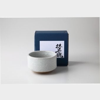 白貫入　抹茶碗 陶器 美濃焼 やきものの里から、暮らしを贈ります。　ギフト 食器 セット テーブルウェア