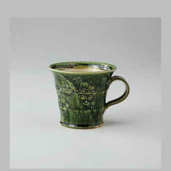 手技織部一珍ぶどうマグ 陶器 美濃焼 やきものの里から、暮らしを贈ります。　ギフト 食器 セット テーブルウェア