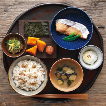 【送料無料・包装無料・のし無料】味香門和膳(みかどわぜん) 九州版 MKD-30KA(A3) /ギフト お歳暮 入学祝い 卒業祝い 就職祝い 結婚祝い 誕生日 出産祝い 引越祝い 香典返し 新盆 初盆 御礼 内祝い 快気祝い ご挨拶 志 法事
