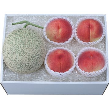 夏の贈り物お中元 北海道産赤肉メロン＆山梨県産の桃 北海道産赤肉メロン（1.3kg）×1、山梨県産桃（220g）×4