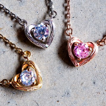 ハワイアンジュエリー ネックレス ステンレス オープン ハート スクロール ゴールド シルバー 金属アレルギー チェーン付き サージカルステンレス つけっぱなしOK プレゼント ペア