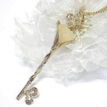 ネックレス ペンダント レディースアクセサリー アクセサリー ファッション 薔薇 ロマンティック 鍵 蝶々 デコレーション ハートキー 可愛い ゴシック 首飾り アクセ アクセサリ かわいい カワイイ キュート レディース 女性 デコ 装飾 女性用 ローズ ばら バラ かぎ カギ
