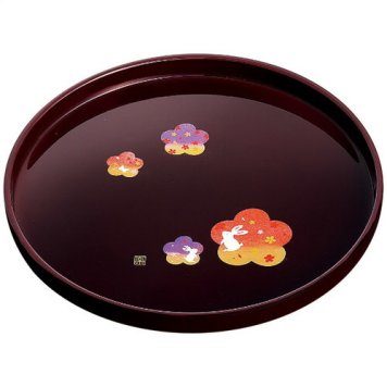【送料無料・包装無料・のし無料】紀州塗 宴うさぎ 溜塗丸盆(八寸) 94003(B4)ギフト 春 入学祝い 卒業祝い 就職祝い 結婚祝い 誕生日 出産祝い 引越祝い 香典返し 新盆 初盆 御礼 お中元 内祝い 快気祝い ご挨拶 志 法事