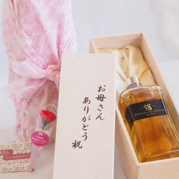 母の日 お母さんありがとう木箱セット 繊月酒造 本格米焼酎 焔の刻印35° (熊本県) 720ml 母の日カードとカーネイション付
