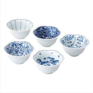 波佐見焼 藍文様 花型小付5客揃　 31000  内祝 内祝い お祝 御祝 記念品 出産内祝い プレゼント 快気祝い 粗供養 引出物