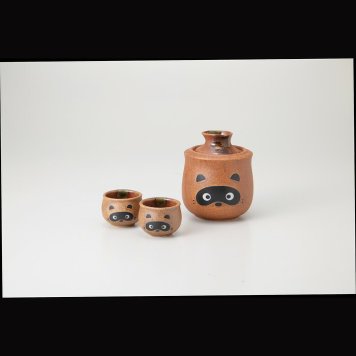 信楽たぬき　酒燗器セット 磁器 美濃焼 やきものの里から、暮らしを贈ります。　ギフト 食器 セット テーブルウェア