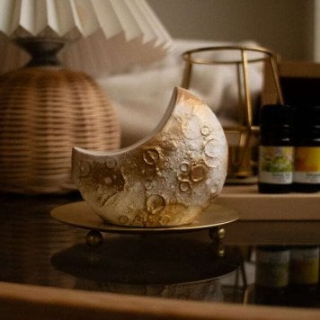moon ship stone《夢の旅へ誘う 月船のアロマストーンオブジェ》火を使わない香るインテリア