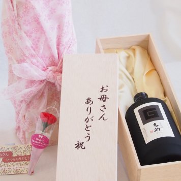 母の日 お母さんありがとう木箱セット 霧島酒造 芋麹焼酎 白吉助 (宮崎県) 720ml 母の日カードとカーネイション付