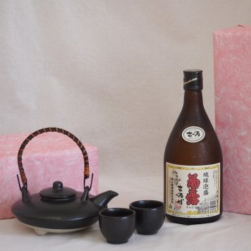 国産美濃焼 黒千代香2合セット2客ツル付(450g)菊之露酒造 古酒琉球泡盛菊之露 (沖縄県)  720ml