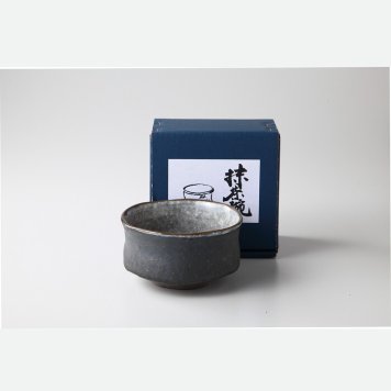 白の洞窟　抹茶碗 陶器 美濃焼 やきものの里から、暮らしを贈ります。　ギフト 食器 セット テーブルウェア
