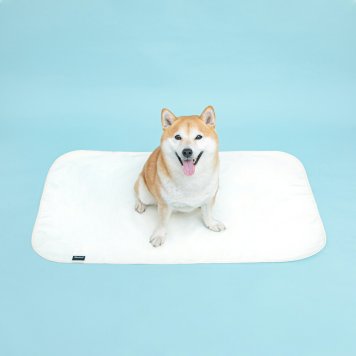 HappyDays 洗える消臭防水シート M 犬 猫 消臭 抗菌 防水 国産 トイレ おしっこ 洗濯 丸洗いOK