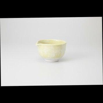 黄志野ながし　片口抹茶碗 陶器 美濃焼 やきものの里から、暮らしを贈ります。　ギフト 食器 セット テーブルウェア