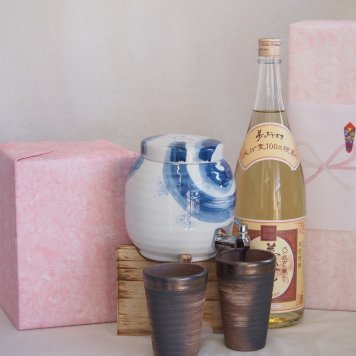 贈り物セット 国産有田焼 手猫刷毛渦焼酎サーバー1500cc木代付セット(14.5×15.5cm 1.1キロ)4