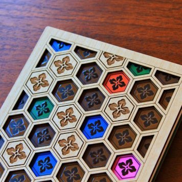 御朱印帳 和柄「花菱（はなびし）」（カラフル） かわいい  おしゃれ 木製素材のカバー表紙 高級御朱印帳 蛇腹折り ご縁