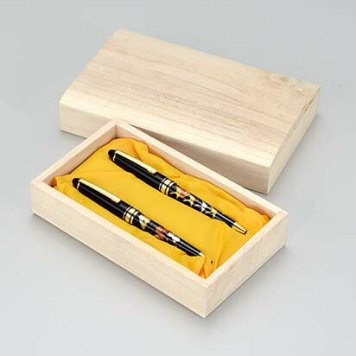 高級蒔絵ボールペンペア　富士・鶴（木箱入り） インテリア 漆器 盆 カタログギフト 景品 粗品