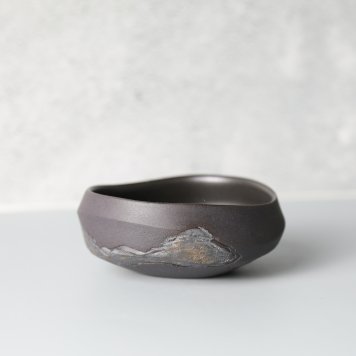【手にするほど育つ盃　佐藤タカツ】酒器　一点もの　ギフト　お猪口　日本酒グラス 酒器 家のみ グッズ おしゃれ 高級  誕生日 プレゼント 人気 父 祖父 男性 退職 還暦 古希 長寿 喜寿 記念品 贈り物 おすすめ お祝い　お猪口　盃　ぐい呑み　 ギフト プレゼント 誕生日 父の日