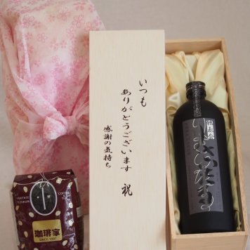 贈り物いつもありがとう木箱と珈琲豆セットオススメ珈琲豆(特注ブレンド200g)井上酒造 本格麦焼酎 長期貯蔵焼酎 独奏会りさいたる30° (大分県) 720ml