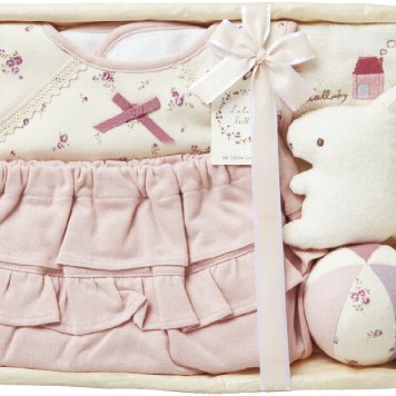 冬の贈り物ご挨拶  お祝いパンツセット ルル ララバイ レーススタイ・フリルパンツ・ボール・マスコット・授乳スタイ・竹籠（24.5×32×7cm）×各1