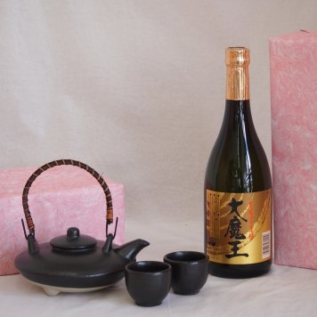 国産美濃焼 黒千代香2合セット2客ツル付(450g)濱田酒造 本格芋焼酎 大魔王 (鹿児島県) 720ml