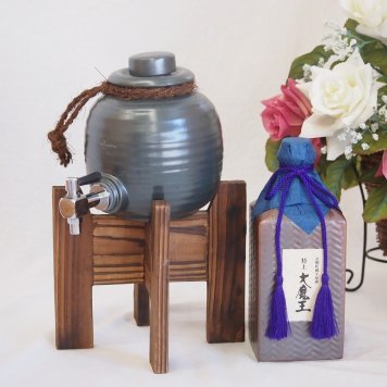 焼酎サーバー1000cc木代付セット濱田酒造 本格芋焼酎 長期貯蔵芋原酒特上大魔王 (鹿児島県) 600ml