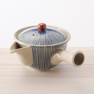 波佐見焼 錦十草急須　 009-706M  内祝 内祝い お祝 御祝 記念品 出産内祝い プレゼント 快気祝い 粗供養 引出物