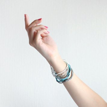 ブレスレット リファイン 12本セット shanti  ブレスレット レディース アクセサリー かわいい おしゃれ プチプラ エスニック アジアン ギフト プレゼント 母の日