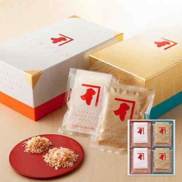 にんべん 鰹節 フレッシュパック ゴールド 詰合せ 糸削り ソフト削り 血合い抜き 各10袋 計20袋 本枯節 本枯鰹節 かつお節 かつおぶし 削り節 パック ギフト セット 高級 贈答 贈り物 プレゼント 内祝い お返し 出産