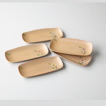 手描小花長角小皿揃 磁器 瀬戸焼 やきものの里から、暮らしを贈ります。　ギフト 食器 セット テーブルウェア
