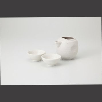 白伊賀　たまご型酒器揃 磁器 美濃焼 やきものの里から、暮らしを贈ります。　ギフト 食器 セット テーブルウェア