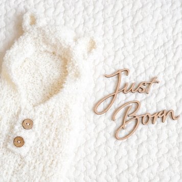【送料無料】木製 レター バナー Just Born ニューボーンフォト アイテム 寝相アート 月齢アート ウッドバナー 木製バナー 新生児 赤ちゃん ベビー グッズ 記念写真 背景 小物 インスタ映え マタニティ ウッド 誕生 月齢 カード 誕生日 飾り付け Birthday 子供 ギフト New