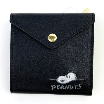 スヌーピー PEANUTS 2つ折り財布　BK　デスク　スヌーピー コンパクトウォレット ブラック