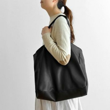 CLASKA DO クラスカ ドー Sac grand noir NR-02195