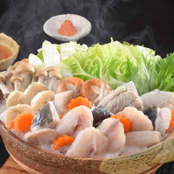 関とら本店 ふぐちり 詰合せ 240g ふぐ鍋 てっちり ふくちり ふぐつみれ しろさばふく とらふぐ アラ 鍋セット 冷凍 ポン酢 お取り寄せ グルメ ギフト プレゼント お歳暮 お中元 父の日 敬老の日 御祝 内祝 フグ