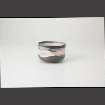 雲流 波型抹茶碗 陶器 美濃焼 やきものの里から、暮らしを贈ります。　ギフト 食器 セット テーブルウェア