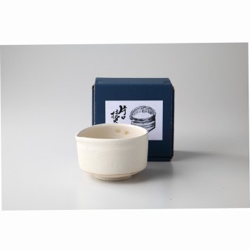 白練　片口抹茶碗 陶器 美濃焼 やきものの里から、暮らしを贈ります。　ギフト 食器 セット テーブルウェア