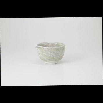 緑志野ながし　片口抹茶碗 陶器 美濃焼 やきものの里から、暮らしを贈ります。　ギフト 食器 セット テーブルウェア