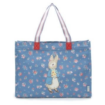 キャスキッドソン Cath Kidston トートバッグ 983907 105953217968102 THE MILLY TOTE PETER RABBIT DITSY ビアトリクス・ポター ピーターラビット コラボ ザ ミリー トート バッグ CHALK BLUE ブルー系＋フラワー柄＋ピーターラビット柄マルチカラー