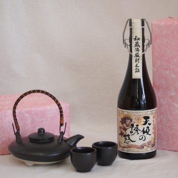 国産美濃焼 黒千代香2合セット2客ツル付(450g)西酒造 日本芋焼酎 秘蔵酒厳封之証天使の誘惑 (鹿児島県) 720ml