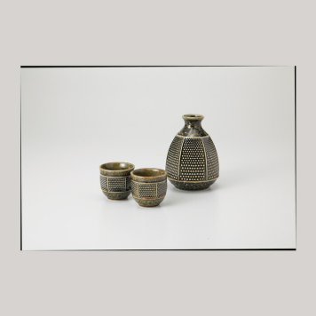 南部鉄風織部酒器 磁器 美濃焼 やきものの里から、暮らしを贈ります。　ギフト 食器 セット テーブルウェア