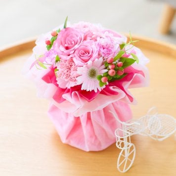 そのまま飾れるブーケ Sサイズ 花 花束 敬老 お中元 敬老の日 退職 入学 お返し ギフトお返し 誕生日プレゼント 敬老 送料無料 土日OK ブルーミー バラ 花瓶・水いらず スタンディングブーケ プチギフト まだ間に合う