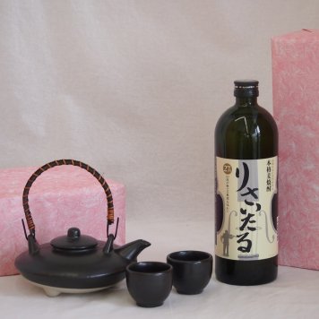国産美濃焼 黒千代香2合セット2客ツル付(450g)井上酒造 本格麦焼酎 りさいたる27° (大分県) 720ml