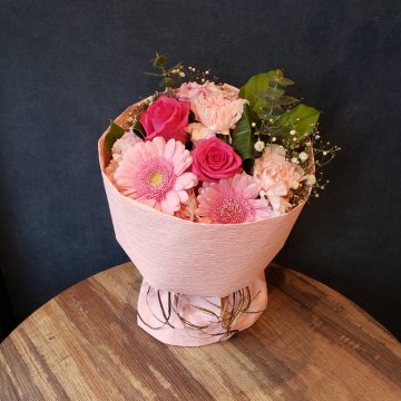 ☆スタンディングブーケM☆お花　花　生花　花束　フラワー　アレンジメント　ドライフラワー　プレゼント　ギフト　贈り物　お祝い　誕生日 母の日　父の日　結婚祝い　出産祝い　バレンタインデー　ホワイトデー　記念日　敬老の日　結婚記念日 彼氏　彼女　送別　退職　入学　卒業　開店祝い　周年祝い