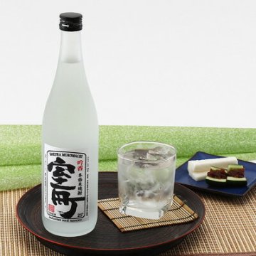 お酒 焼酎 米焼酎 2004年度ベスト・スピリッツ受賞！ 本格米焼酎 吟香室町 ２５° 室町酒造株式会社 岡山県