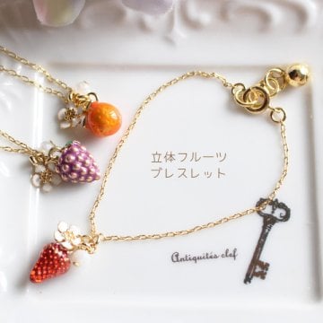 【苺ブレスレット☆日本製】パーティや結婚式にもお勧め♪華奢ネックレスが可愛い/レディース/プレゼント/誕生日/クリスマス/ウェディング/発表会/パーティー/春/