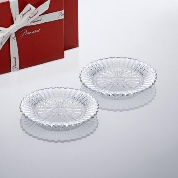 Baccarat バカラ ミルニュイ プレート 16cm ペア 名入れ彫刻代込み 名入れ ギフト 誕生日 祝い 名前入り 記念日 結婚祝 記念品 正規品 ブランド 高級 人気 プレゼント 彫刻 刻印 皿 トロフィー 受賞祝 法人 永年勤続 中皿 インテリア 盾