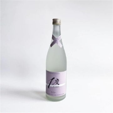 スパークリング SAKE（720ml）スパークリング 日本酒 おしゃれ お酒  誕生日 プレゼント 人気 結婚式  お返し 福島 贈り物 美味しい シャンパン 発砲日本酒 バーベキュー BBQ 敬老の日