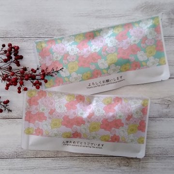 【メール便5袋まで】お茶メール・桜の花【オリジナル/選べるデザイン/名入/お茶/緑茶/掛川茶/ティーバッグ/感謝/おめでとう/ありがとう/内祝/御礼/御祝/粗品/ご挨拶/引っ越し/退職/転勤/産休/プチギフト/個包装/ギフト/かわいい/景品/ノベルティー/記念品/花/花柄/桜/さくら/ワンコイン】